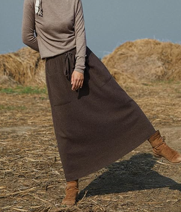 Women's Pleated Wool Blend Midi Skirt with Pockets and Drawstring Waist - Image 2